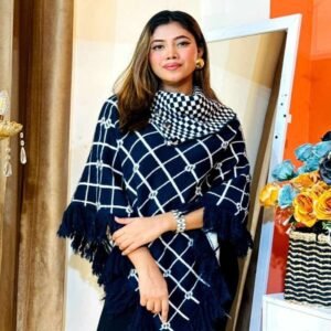 BLUE/𝗪𝗛𝗜𝗧𝗘 PONCHO